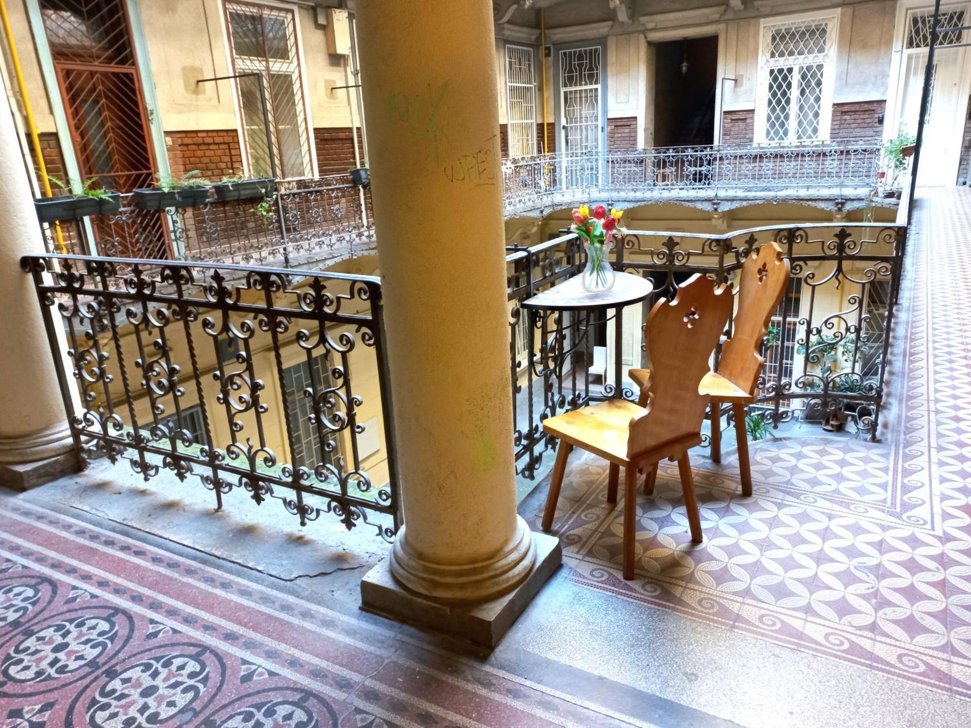 Mariann'S Modern Apartment In The City Center Budapest Exteriör bild