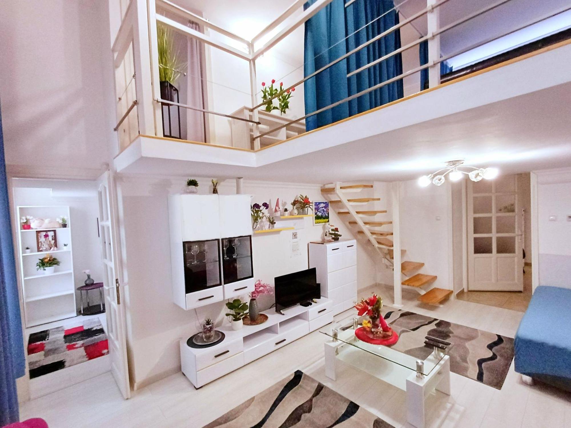 Mariann'S Modern Apartment In The City Center Budapest Exteriör bild